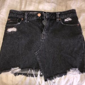 URBAN OUTFITTERS black jean skirt